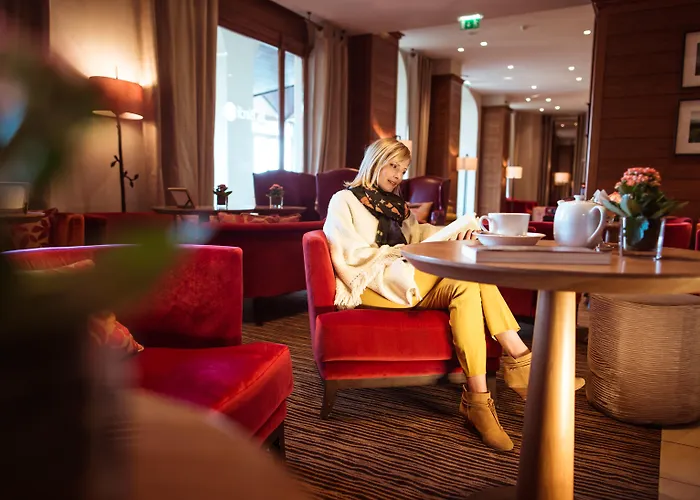 ホテル エルミタージュ 4*