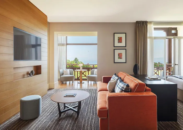 エルミタージュ ホテル 4*