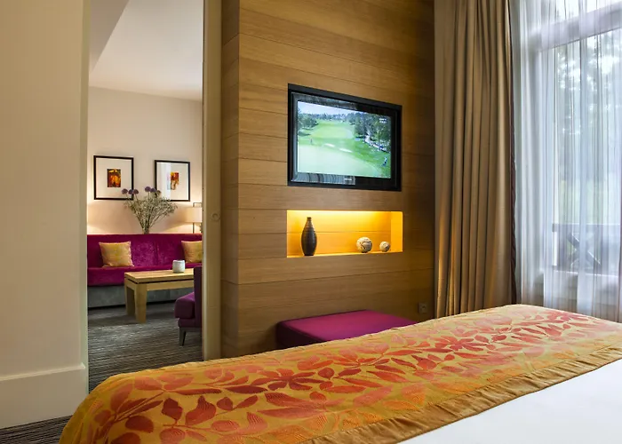 ホテル エルミタージュ