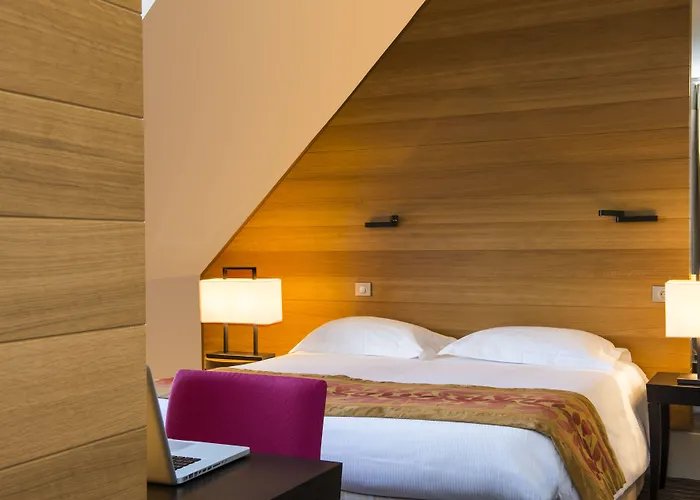 ホテル エルミタージュ