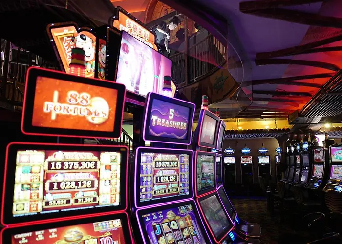 ホテル エルミタージュ